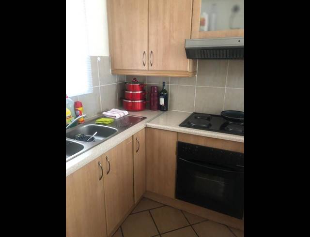 1 BEDROOM APARTMENT FOR SALE IN VANDERBIJLPARK SE 10